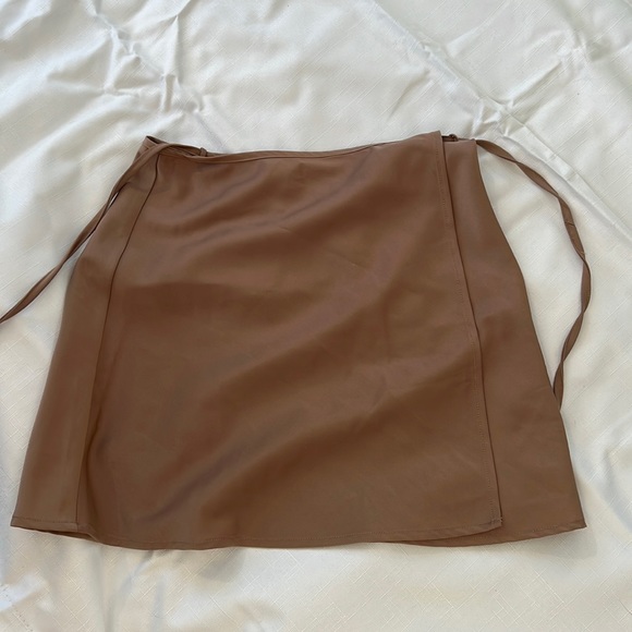 Princess Polly NWT size 4 skirt - Picture 1 of 3